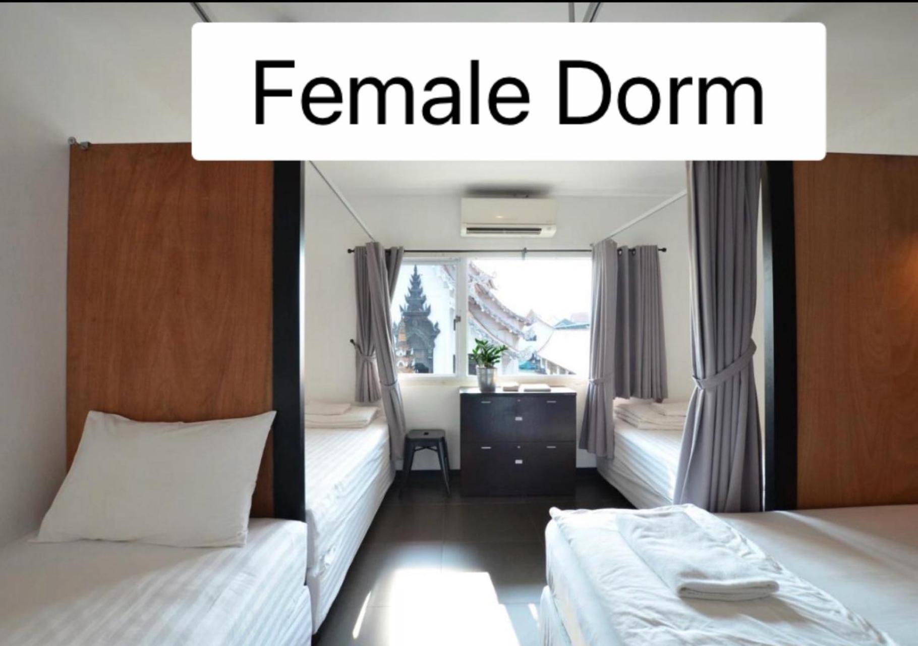 Fav Inn Town Csiangmaj Kültér fotó